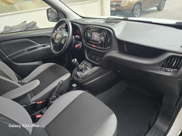 Fiat Doblo Dobl1.3 MJT 16V 95CV Lounge - Foto 8