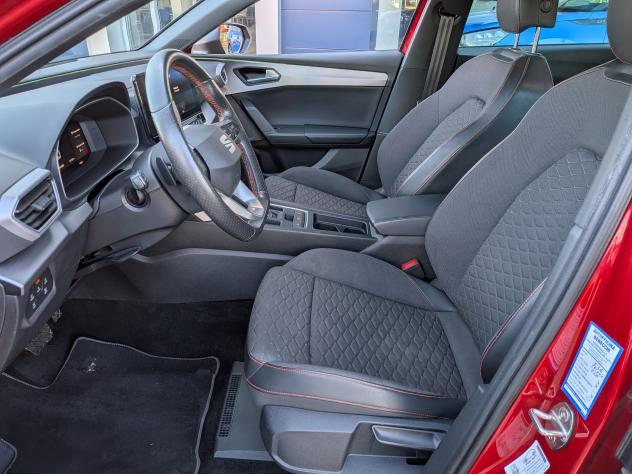 SEAT Leon 1.5 eTSI 150cv FR DSG - Foto 9
