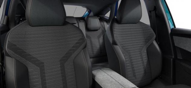 PEUGEOT 3008 Plug-in Hybrid e-DCS7 ALLURE+BUSINESS+GT+EXCLUSIVE rif. 21028514 - Foto 9