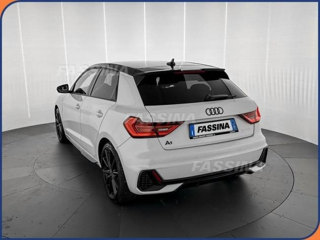 Audi A1 Sportback 35 TFSI S tronic Identity Black - Foto 4