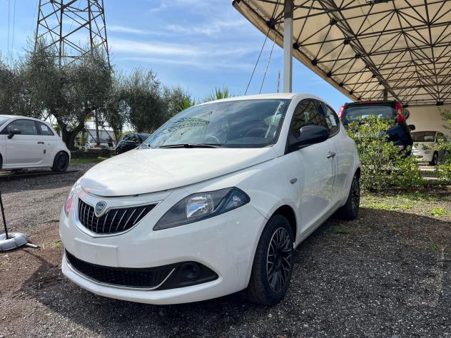 Lancia Ypsilon 1.0 FireFly 5 porte S&S Hybrid Platino - Foto 4