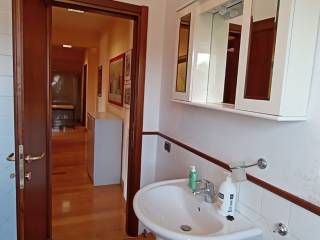 PRESTIGIOSO ATTICO zona CENTRALE con TERRAZZO DI 100 MQ. - Foto 6