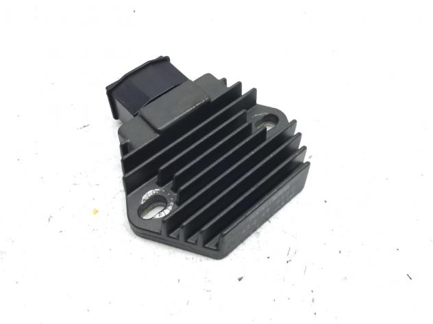 HONDA HORNET 600 REGOLATORE DI TENSIONE IMPIANTO ELETTRICO 2003 PC36A03F