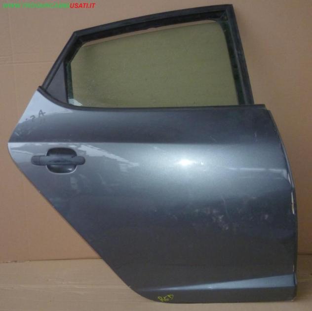 PORTA POST.D. GRIGIO MEDIO MET. C/ALZ. E SERR. (Pic.Df) Carrozzeria Lamierati esterni Porte Porta post. dx. SEAT - IBIZA - 01-05-2012 - 01-05-2015