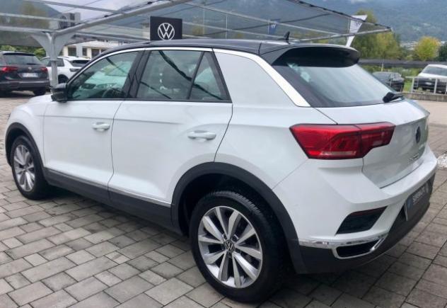 VOLKSWAGEN T-Roc 1.5 TSI / DSG / STYLE / APP CONNECT rif. 24108630 - Foto 3