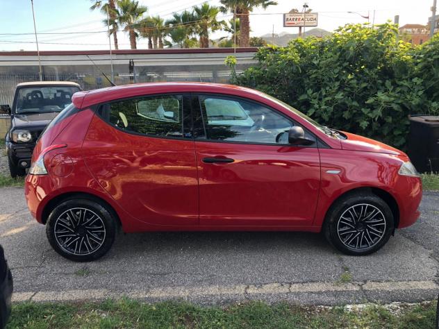 Lancia Ypsilon 1.2 69 CV 5 porte Gold KM 30000 - Foto 6