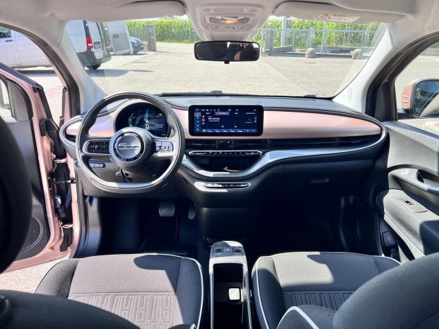 FIAT 500 Electric 42KW 118cv / Batteria grande - Foto 9