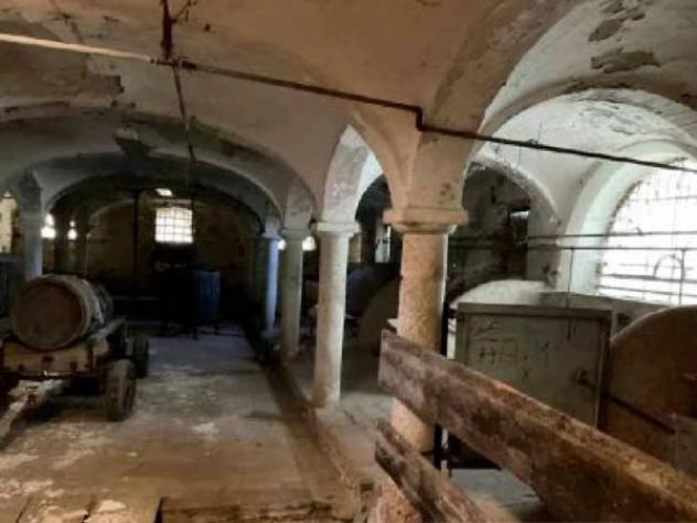 Immobile in asta di 294 m² con più di 5 locali in vendita a Suzzara - Foto 12