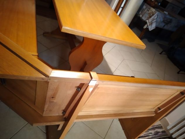 Tavolo in legno con cassapanca - Foto 2