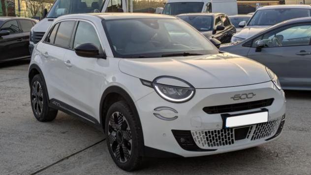 FIAT 600 HYBRID LA PRIMA DCT6 1.2cc 100cv SAFETYPACK rif. 22956583 - Foto 3