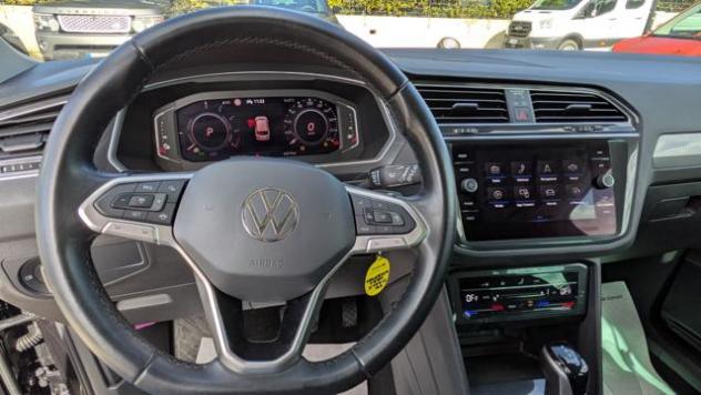 VOLKSWAGEN Tiguan eHybrid 1.4 TSI 150cv DSG Navigatore Drive Mode rif. 23396495 - Foto 10