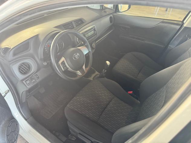 Toyota Yaris 1.0 5 porte Active GPL - Foto 6