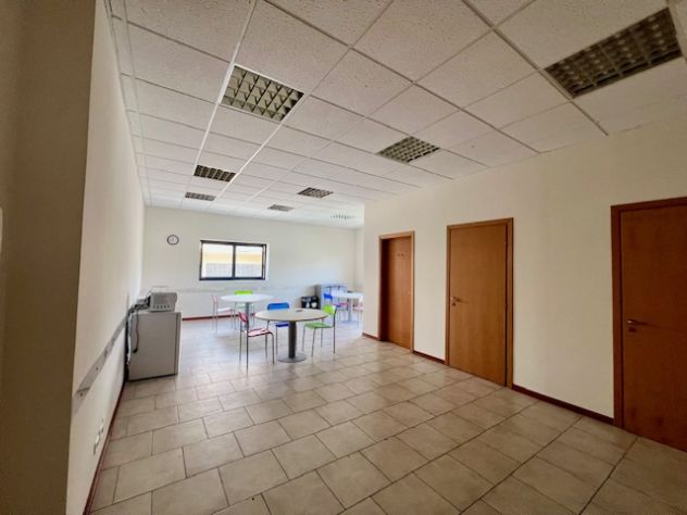 Acireale a due minuti dal casello affittasi Capannone/Ufficio 450 mq - Foto 7