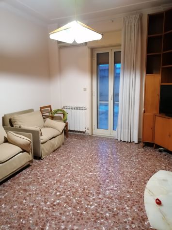 STANZA SINGOLA VIALE MARIO RAPISARDI 115