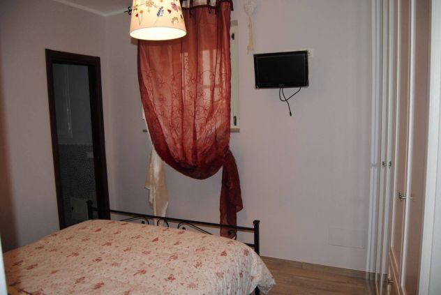 ARICCIA BILOCALE ARREDATO PIANO TERRA - Foto 2