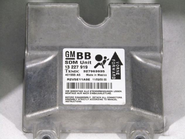 13227919 KIT AIRBAG OPEL ASTRA H SW 1.9 D 88KW 6M 5P (2005) RICAMBIO USATO CON CENTRALINA AIRBAG, AIRBAG VOLANTE GUIDATORE, AIRBAG PASSEGGERO, CRUSCOT - Foto 2