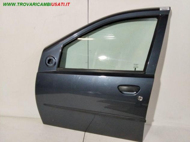 PORTA ANT. SX GRIGIO SCURO MET CON AL/SE 999-U1309543 Carrozzeria  Lamierati esterni  Porte  Porta ant. sx. FIAT - PUNTO II - 01-09-1999 - 01-05-2003,