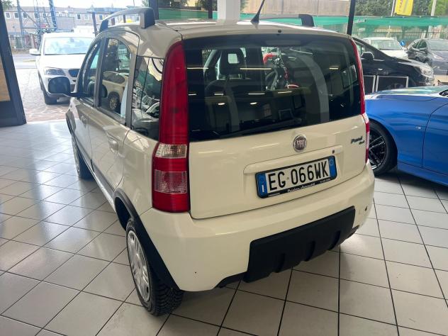 Fiat Panda 1.3 MJT 16V DPF 4x4 Climbing - Foto 6