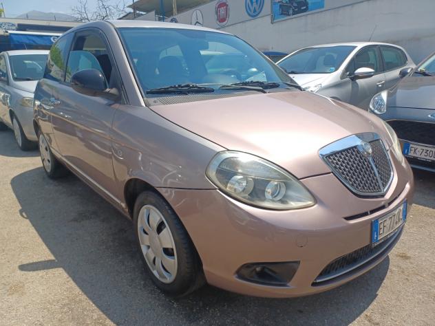 Lancia Ypsilon 1.2 DIVA ANNO 2011 - Foto 2