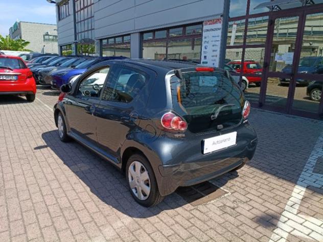 TOYOTA Aygo 1.0 12V VVT-i 5 porte Now Connect rif. 23932010 - Foto 7