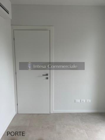 Vendesi nuovo quadrilocale con balcone, loggia, box doppio - Foto 8