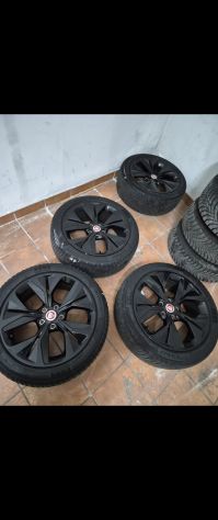 Cerchi 18 jaguar gommati