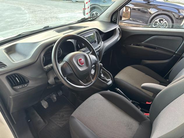 Fiat Doblo Dobl1.6 MJT 105CV business - 11/2020 - Foto 10