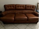 SALOTTO in PELLE e legno massello