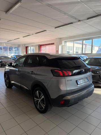 PEUGEOT - 3008 - BlueHDi 130 EAT8 S&S Allure - Foto 4