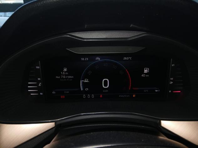 Skoda Kamiq 1.0 tsi Black Dots 95cv - Foto 9