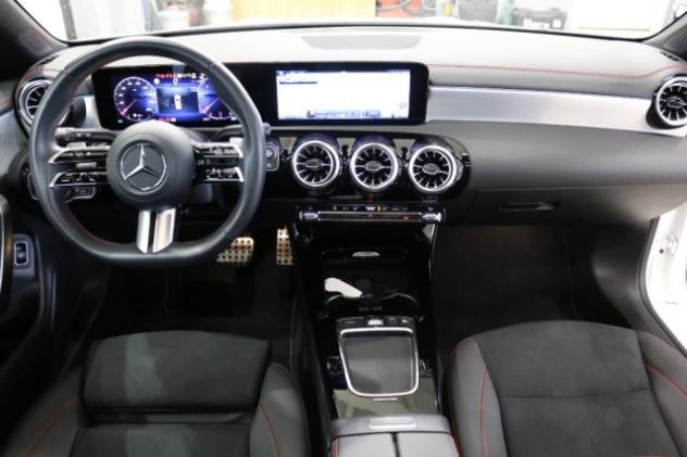 MERCEDES-BENZ CLA 220 d Automatic Shooting Brake AMG Line Premium Plus rif. 24054219 - Foto 9