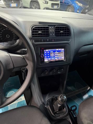 Volkswagen Polo Benzina Neopatentati 5 porte - Foto 10