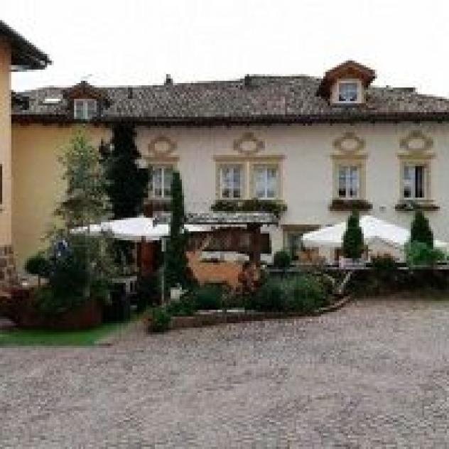 Hotel Laurino di Chelodi Elisabetta & C. S.a.s.