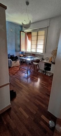 Stanza singola in trilocale con giardino condominiale - Foto 2