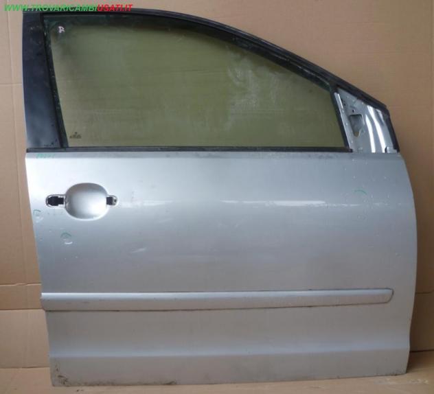 PORTA ANT.D. ARGENTO C/ALZ. (No Serratura) (Tan.t. Sgn) (Mlt Br.)  Carrozzeria  Lamierati esterni  Porte  Porta ant. dx. VOLKSWAGEN - POLO - 01-05-200