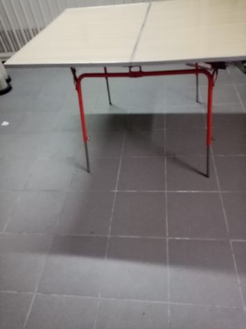 TAVOLINO PER CAMPEGGIO