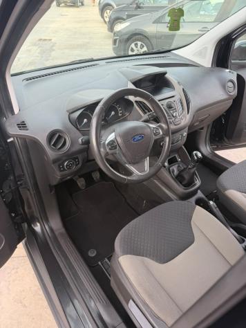 Ford Tourneo Courier 1.5 TDCI 75 CV Titanium - Foto 9