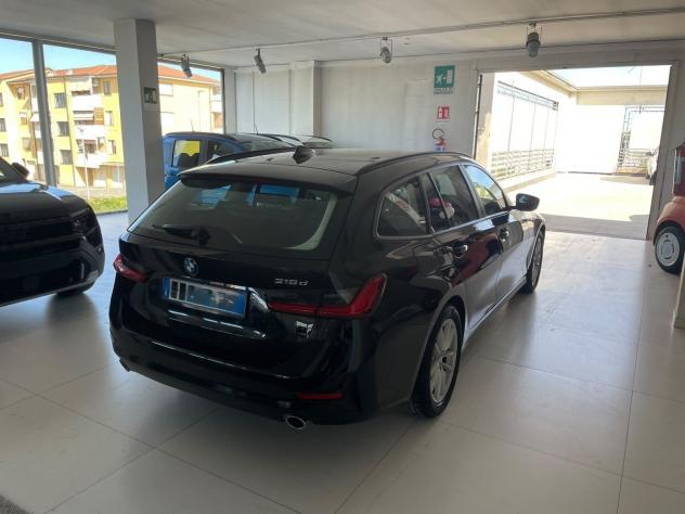 BMW Serie 3 318d Business Advantage - Foto 4
