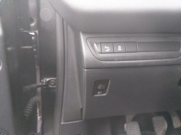 PEUGEOT 208 1.2 VTi 82 CV 3 porte GT LINE rif. 18349470 - Foto 6
