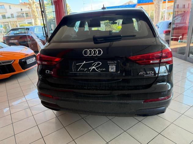 Audi Q3 2.0 DIESEL AUTOMATICA 4X4 FINANZIABILE - Foto 4