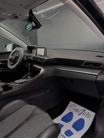 Peugeot 3008 1.6 BlueHDi 120 cv EAT86 Allure 2017 - Foto 10