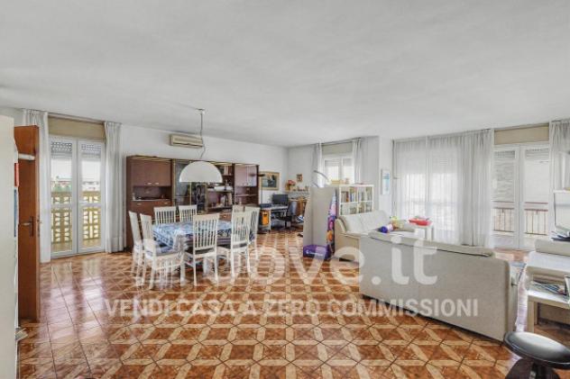 Appartamento di 210 m² con 5 locali e box auto doppio in vendita a Novara - Foto 5