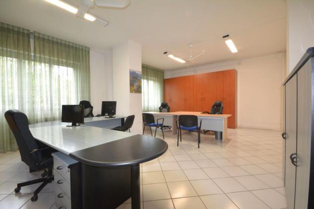 Ufficio in affitto a Arancio - Lucca 200 mq Rif: 1343173