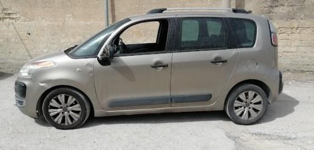 Ricambi Citroen Picasso 1.6 D del 2010 motore 9HX