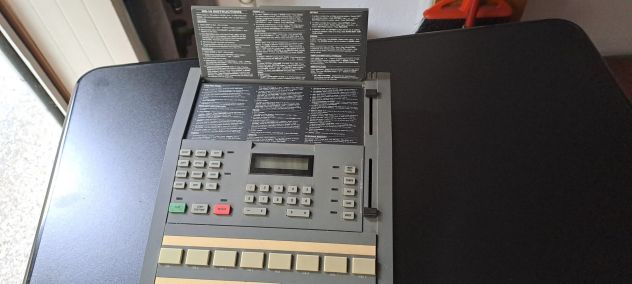 Alesis HR-16 Drum Machine vintage – funzionante via MIDI