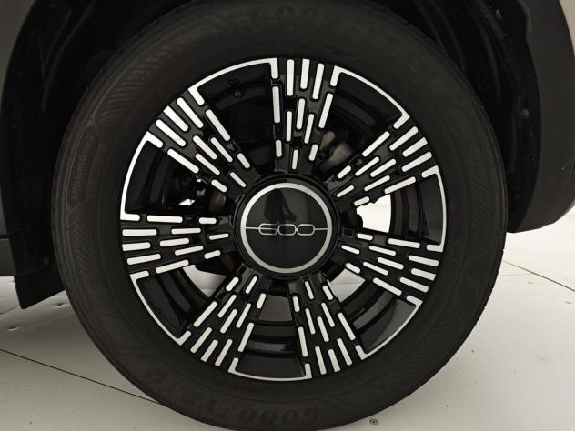 FIAT 600 Hybrid 145 CV DCT MHEV Pop - Foto 9