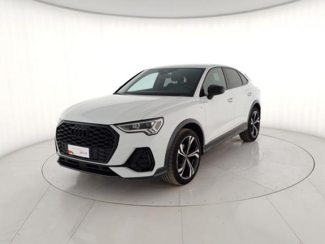 Audi Q3 Sportback 35 TFSI S tronic Identity Black