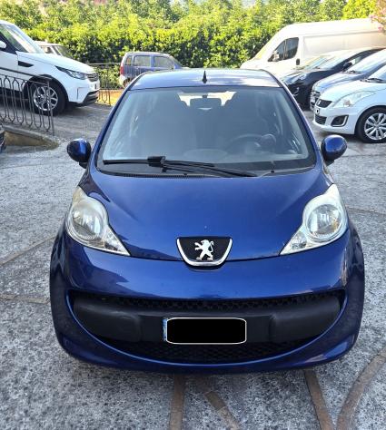 Peugeot 107 1.0 68CV 5p. TAGLIANDATA CLIMA RADIO