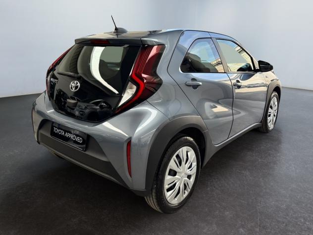 Toyota Aygo X 1.0B (72 CV) Active S-CVT - Foto 8
