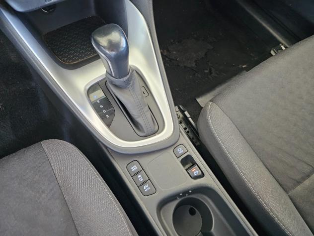 Toyota Yaris 1.5 Hybrid 5 porte Business - Foto 8